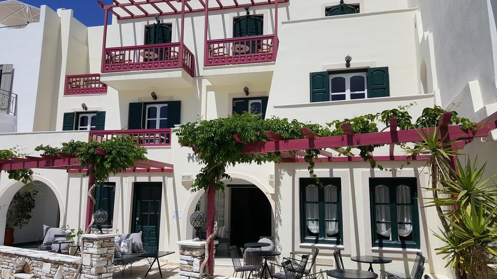 Hotel Palatia Naxos City Екстериор снимка